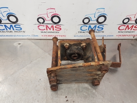 Claas Axos 340 Cx Celtis 426, 456 Cab Support Rhs 0010464551, 10464541 - Cab suspension for Farm tractor: picture 3 Claas Axos 340 Cx Celtis 426, 456 Cab Support Rhs 0010464551, 10464541 - Cab suspension for Farm tractor: picture 3
