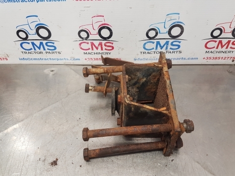 Claas Axos 340 Cx Celtis 426, 456 Cab Support Rhs 0010464551, 10464541 - Cab suspension for Farm tractor: picture 4 Claas Axos 340 Cx Celtis 426, 456 Cab Support Rhs 0010464551, 10464541 - Cab suspension for Farm tractor: picture 4