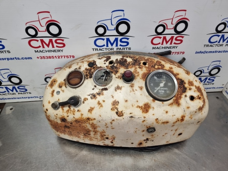 David Brown 990, 885. 996, 1212, 1210 Instrument Panel Original K948109 - Body and exterior: picture 2 David Brown 990, 885. 996, 1212, 1210 Instrument Panel Original K948109 - Body and exterior: picture 2