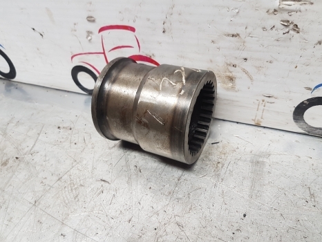 Deutz Dx 85, Dx120, Dx110 Transmission Bush 04300660 - Transmission for Farm tractor: picture 2 Deutz Dx 85, Dx120, Dx110 Transmission Bush 04300660 - Transmission for Farm tractor: picture 2