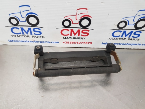 Fiat 130-90, 140-90, 115-90, 180-90, Cab Handle Assy 5130868, 5130794 - Cab and interior: picture 3 Fiat 130-90, 140-90, 115-90, 180-90, Cab Handle Assy 5130868, 5130794 - Cab and interior: picture 3