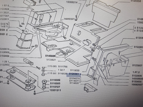 Fiat 160-90, 140-60, 180-60, 30 Series, Cab Interior Panel 5120361 - Cab and interior: picture 4 Fiat 160-90, 140-60, 180-60, 30 Series, Cab Interior Panel 5120361 - Cab and interior: picture 4