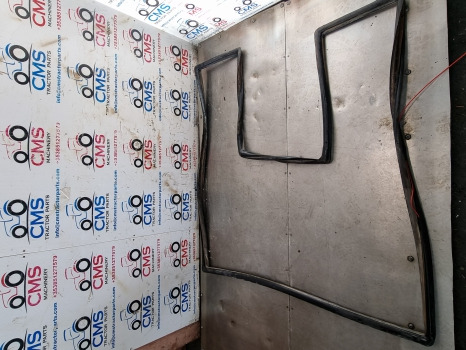 Window and parts Fiat F, F-dt Series, F100, F140dt, F120, F120dt Windscreen Gasket Seal 5161843: picture 1