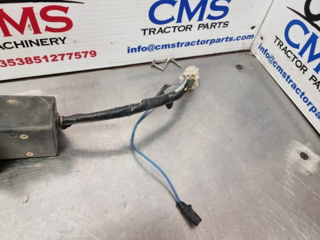 Fiat F, F-dt Series F140, F100, F115, F120, F130 Switch Lever Lights 5141940 - Lights/ Lighting: picture 3 Fiat F, F-dt Series F140, F100, F115, F120, F130 Switch Lever Lights 5141940 - Lights/ Lighting: picture 3