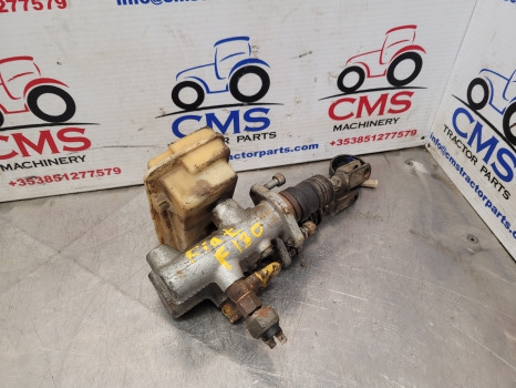 Fiat F Series F120, F130, F140 Brake Master Cylinder 5145630, 5145631, 82003369 - Brake cylinder for Agricultural machinery: picture 4 Fiat F Series F120, F130, F140 Brake Master Cylinder 5145630, 5145631, 82003369 - Brake cylinder for Agricultural machinery: picture 4