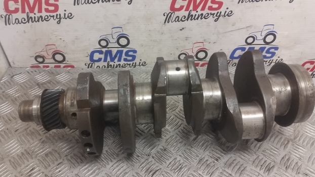 Ford 3600, 2910, 3 Cyl, 4.2 Stroke Crankshaft F0nn6300na, 87800469; E0nn6303aa - Crankshaft for Farm tractor: picture 1 Ford 3600, 2910, 3 Cyl, 4.2 Stroke Crankshaft F0nn6300na, 87800469; E0nn6303aa - Crankshaft for Farm tractor: picture 1
