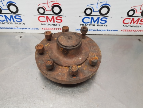 Ford 550, 555, 655, Digger Wheel Hub 8 Studs D4nn1104b, 83914150 - Front axle: picture 1 Ford 550, 555, 655, Digger Wheel Hub 8 Studs D4nn1104b, 83914150 - Front axle: picture 1