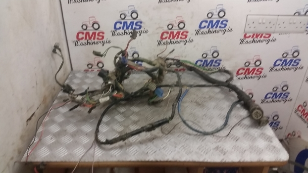 Ford Digger, Backhoe Loader 655, 550, 555 Fuse Box With Cab Electrical Wiring - Cables/ Wire harness for Backhoe loader: picture 1 Ford Digger, Backhoe Loader 655, 550, 555 Fuse Box With Cab Electrical Wiring - Cables/ Wire harness for Backhoe loader: picture 1