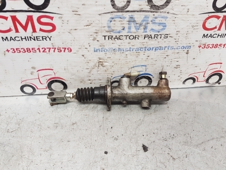 Ford Fiat Case New Holland Tm140 Brake Master Cylinder 82018664, 84558759 - Brake cylinder for Farm tractor: picture 1 Ford Fiat Case New Holland Tm140 Brake Master Cylinder 82018664, 84558759 - Brake cylinder for Farm tractor: picture 1