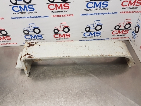 Ford New Holland 2000, 3000, 5100, 4600, 6600 Mudguard Bracket Support 81822981 - Fender for Farm tractor: picture 2 Ford New Holland 2000, 3000, 5100, 4600, 6600 Mudguard Bracket Support 81822981 - Fender for Farm tractor: picture 2