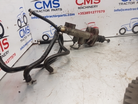 Ford New Holland 40, Ts, Ts6000 Series Brake Master Cylinder 81869963, 81866911 - Brake cylinder for Farm tractor: picture 1 Ford New Holland 40, Ts, Ts6000 Series Brake Master Cylinder 81869963, 81866911 - Brake cylinder for Farm tractor: picture 1