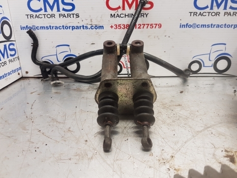 Ford New Holland 40, Ts, Ts6000 Series Brake Master Cylinder 81869963, 81866911 - Brake cylinder for Farm tractor: picture 3 Ford New Holland 40, Ts, Ts6000 Series Brake Master Cylinder 81869963, 81866911 - Brake cylinder for Farm tractor: picture 3
