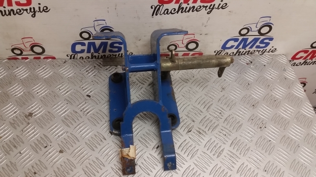 Ford New Holland Wheel Steering Support D5nn3b718b D8nn3b718ba - Steering for Farm tractor: picture 1 Ford New Holland Wheel Steering Support D5nn3b718b D8nn3b718ba - Steering for Farm tractor: picture 1