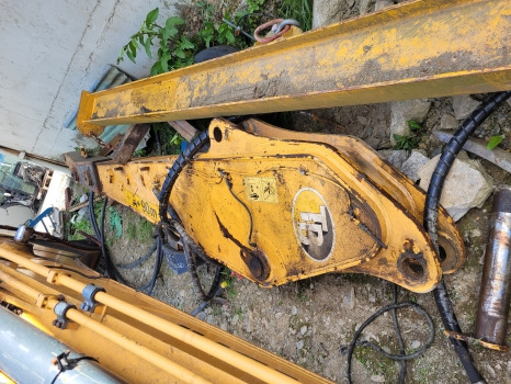 Hyundai Hx220lc Arm 3.9 M 61k6-20400, 61k6-24010 - Boom for Excavator: picture 1 Hyundai Hx220lc Arm 3.9 M 61k6-20400, 61k6-24010 - Boom for Excavator: picture 1