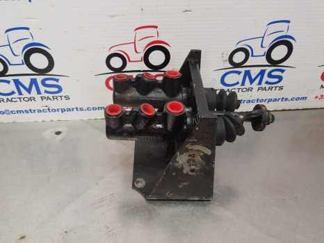 International Case 885 Xl, 85, Case 4200, Brake Master Cylinder 1287843c91 - Brake cylinder for Agricultural machinery: picture 1 International Case 885 Xl, 85, Case 4200, Brake Master Cylinder 1287843c91 - Brake cylinder for Agricultural machinery: picture 1