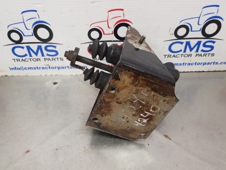 International Case 885 Xl, 85, Case 4200, Brake Master Cylinder 1287843c91 - Brake cylinder for Agricultural machinery: picture 4 International Case 885 Xl, 85, Case 4200, Brake Master Cylinder 1287843c91 - Brake cylinder for Agricultural machinery: picture 4