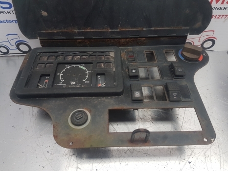 Jcb 2cx Cab Dashboard Interior Panel 142/00541 - Dashboard for Backhoe loader: picture 2 Jcb 2cx Cab Dashboard Interior Panel 142/00541 - Dashboard for Backhoe loader: picture 2