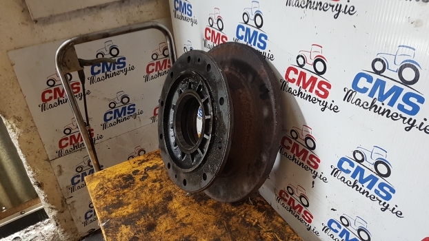 Jcb Fastrac 185-65 Front Axle Hub Bolt Plate Assy 454/03103, 454/03105 - Wheel hub for Farm tractor: picture 5 Jcb Fastrac 185-65 Front Axle Hub Bolt Plate Assy 454/03103, 454/03105 - Wheel hub for Farm tractor: picture 5
