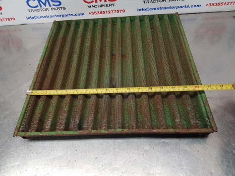 John Deere 1830, 2030, 2130, 2440, 2640 Side Grille, Grill Panel Ar72950 - Grill: picture 3 John Deere 1830, 2030, 2130, 2440, 2640 Side Grille, Grill Panel Ar72950 - Grill: picture 3