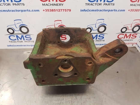John Deere 2140 Front Axle Swivel Housing 4472453142, L41927 - Front axle for Farm tractor: picture 1 John Deere 2140 Front Axle Swivel Housing 4472453142, L41927 - Front axle for Farm tractor: picture 1