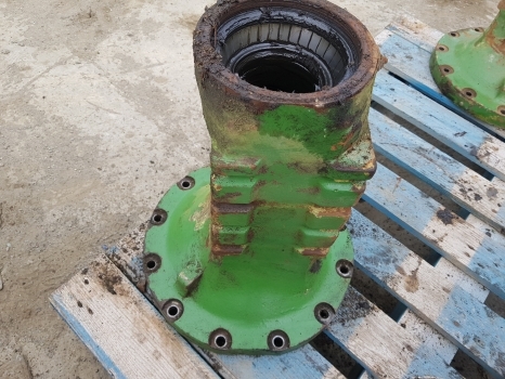 John Deere 3030, 2840, 3120, 3130 Rear Axle Housing T28823 - Rear axle for Farm tractor: picture 2 John Deere 3030, 2840, 3120, 3130 Rear Axle Housing T28823 - Rear axle for Farm tractor: picture 2