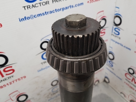 John Deere 3030, 3130 Rear Axle Shaft L31675, L30742 - Rear axle for Farm tractor: picture 5 John Deere 3030, 3130 Rear Axle Shaft L31675, L30742 - Rear axle for Farm tractor: picture 5