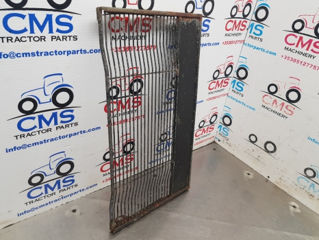 John Deere 3050, 3150, 3350, 2955, 3255, Engine Side Grille Lh L63528 - Grill: picture 2 John Deere 3050, 3150, 3350, 2955, 3255, Engine Side Grille Lh L63528 - Grill: picture 2