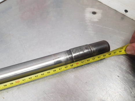 John Deere 3130 , 3030, 3120, 3135, 2840, Torsion Shaft L26940 - Frame/ Chassis: picture 4 John Deere 3130 , 3030, 3120, 3135, 2840, Torsion Shaft L26940 - Frame/ Chassis: picture 4