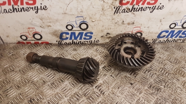 John Deere 3215 Front Axle Bevel Gear Crown Wheel, Pinion Az62560, 4475305434 - Front axle for Farm tractor: picture 1 John Deere 3215 Front Axle Bevel Gear Crown Wheel, Pinion Az62560, 4475305434 - Front axle for Farm tractor: picture 1