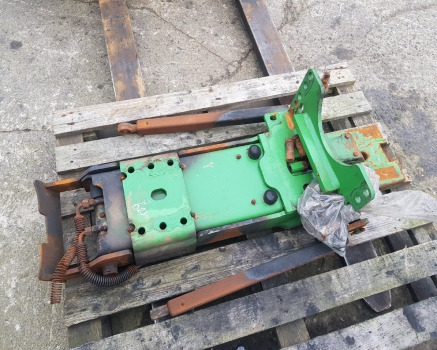 John Deere 6000 Series 6230 Pick Up Hitch For Parts Al171102, Al212818, Al222240 - Frame/ Chassis: picture 3 John Deere 6000 Series 6230 Pick Up Hitch For Parts Al171102, Al212818, Al222240 - Frame/ Chassis: picture 3