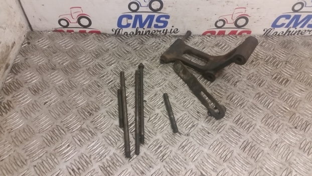 John Deere 6010, Se, 5r, 5620, 5720, 5820 Alternator Attaching Parts L111036 - Alternator for Farm tractor: picture 1 John Deere 6010, Se, 5r, 5620, 5720, 5820 Alternator Attaching Parts L111036 - Alternator for Farm tractor: picture 1