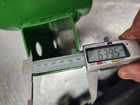 John Deere 6100, 6000, 6010 Series, Draw Bar Hook Support 60x60 Hook - Frame/ Chassis: picture 3 John Deere 6100, 6000, 6010 Series, Draw Bar Hook Support 60x60 Hook - Frame/ Chassis: picture 3