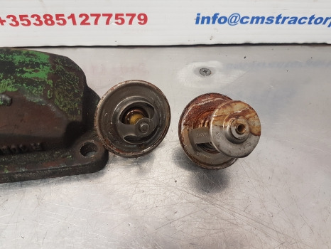 John Deere 6200, 6000j, 6000l, 6820, 6920 Thermostat Housing R106821 - Thermostat for Agricultural machinery: picture 2 John Deere 6200, 6000j, 6000l, 6820, 6920 Thermostat Housing R106821 - Thermostat for Agricultural machinery: picture 2