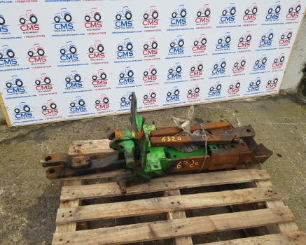 John Deere 6320 Pick Up Hitch Complete Al222240, Al212731, Al170952, Al170953, Al212731 - Frame/ Chassis: picture 1 John Deere 6320 Pick Up Hitch Complete Al222240, Al212731, Al170952, Al170953, Al212731 - Frame/ Chassis: picture 1