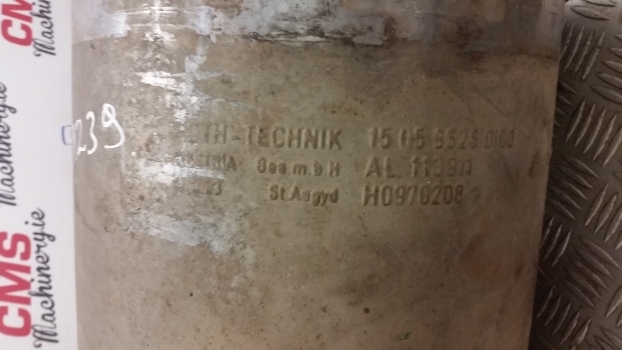John Deere 6510, 6610, 6810, 6910 Muffler Al113911 - Muffler for Farm tractor: picture 3 John Deere 6510, 6610, 6810, 6910 Muffler Al113911 - Muffler for Farm tractor: picture 3