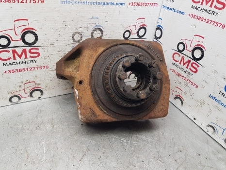 John Deere Zf 2025, 2035 Front Axle Swivel Housing Rhs L100235, 4475405065 - Front axle for Farm tractor: picture 1 John Deere Zf 2025, 2035 Front Axle Swivel Housing Rhs L100235, 4475405065 - Front axle for Farm tractor: picture 1