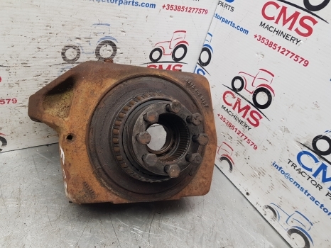 John Deere Zf 2025, 2035 Front Axle Swivel Housing Rhs L100235, 4475405065 - Front axle for Farm tractor: picture 4 John Deere Zf 2025, 2035 Front Axle Swivel Housing Rhs L100235, 4475405065 - Front axle for Farm tractor: picture 4