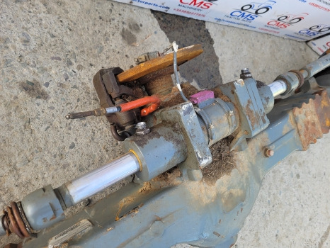 Kramer Kt407 Claas Scorpion 7035 Front Axle Steering Cylinder 26.25, 434273, 432968 - Steering: picture 2 Kramer Kt407 Claas Scorpion 7035 Front Axle Steering Cylinder 26.25, 434273, 432968 - Steering: picture 2