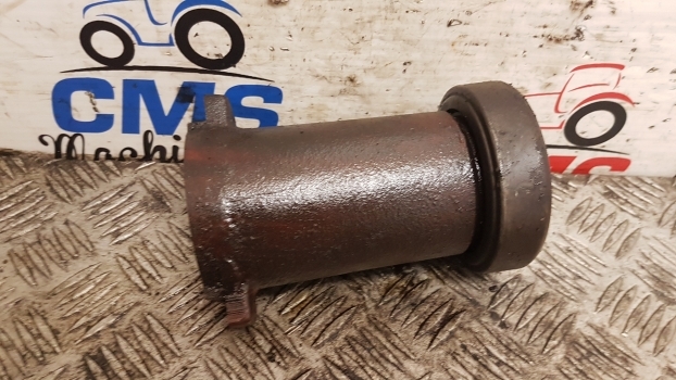 Landini Mythos 115 Clutch Release Bearing Housing, Collar 3651499m91 - Clutch and parts for Farm tractor: picture 1 Landini Mythos 115 Clutch Release Bearing Housing, Collar 3651499m91 - Clutch and parts for Farm tractor: picture 1