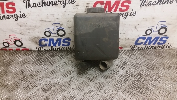 Windscreen for Farm tractor Landini Mythos Series 115 Windscreen Washer Tank 3548243m91: picture 1