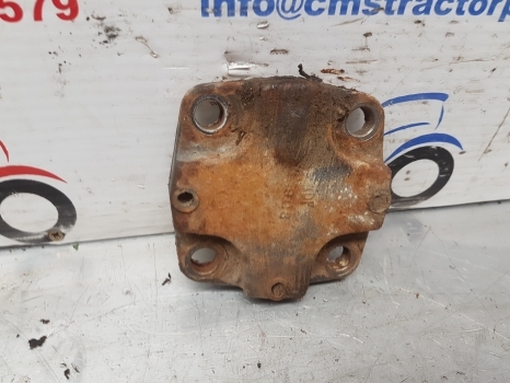 Landini Vision 95, 105 Front Axle King Pin Top Cover 3557986m1 - Front axle for Farm tractor: picture 2 Landini Vision 95, 105 Front Axle King Pin Top Cover 3557986m1 - Front axle for Farm tractor: picture 2