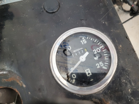 Massey Ferguson 290 Dash Steering Panel, Wheel, Wiring Loom 1674232m1 - Cab and interior: picture 2 Massey Ferguson 290 Dash Steering Panel, Wheel, Wiring Loom 1674232m1 - Cab and interior: picture 2