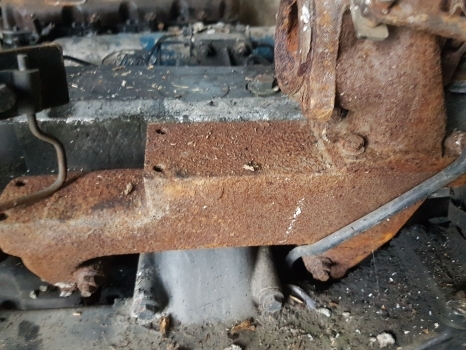 Massey Ferguson 4255, 3075, 6130, 6140, 6450 Exhaust Manifold 3640980m91 - Exhaust manifold for Farm tractor: picture 1 Massey Ferguson 4255, 3075, 6130, 6140, 6450 Exhaust Manifold 3640980m91 - Exhaust manifold for Farm tractor: picture 1
