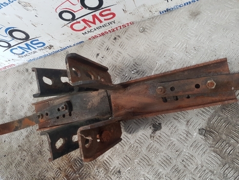 Fender for Farm tractor Massey Ferguson 5450, 5420 Front Axle Mudguard Fender Frame Pair 4353084m91: picture 9