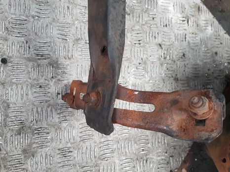 Fender for Farm tractor Massey Ferguson 5450, 5420 Front Axle Mudguard Fender Frame Pair 4353084m91: picture 7