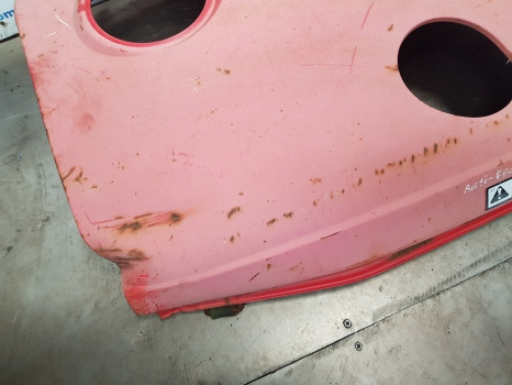 Massey Ferguson 6160, 6170, 6180 Cab Bonnet Hood Assy 3778727m91, 3777065m91 - Body and exterior: picture 2 Massey Ferguson 6160, 6170, 6180 Cab Bonnet Hood Assy 3778727m91, 3777065m91 - Body and exterior: picture 2