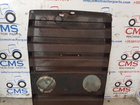 Massey Ferguson 690, 698, 699, 265, 275 Front Grille 682342m91, 1682950m91 - Grill for Farm tractor: picture 4 Massey Ferguson 690, 698, 699, 265, 275 Front Grille 682342m91, 1682950m91 - Grill for Farm tractor: picture 4
