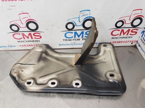 New Holland Case T5.95, T5.75, Case Farmall Series Muffler Bracket Lhs 84529547 - Muffler for Farm tractor: picture 3 New Holland Case T5.95, T5.75, Case Farmall Series Muffler Bracket Lhs 84529547 - Muffler for Farm tractor: picture 3