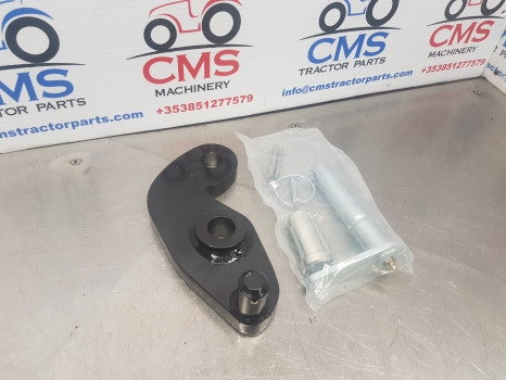 New Holland, Case Tm120, Tm130, Mxm120, Hanger Arm Lhs 82028088 - Frame/ Chassis: picture 2 New Holland, Case Tm120, Tm130, Mxm120, Hanger Arm Lhs 82028088 - Frame/ Chassis: picture 2