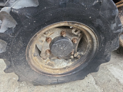 New Holland T4.90 V, T4, T4000 Series Front Wheel Rim 260/70r16, 5184554 - Rim for Agricultural machinery: picture 1 New Holland T4.90 V, T4, T4000 Series Front Wheel Rim 260/70r16, 5184554 - Rim for Agricultural machinery: picture 1